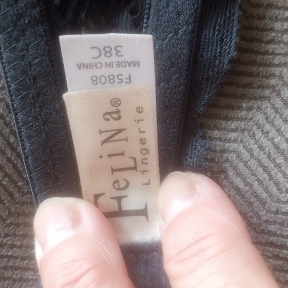 Push-Up Bra - Picture 2 of 3